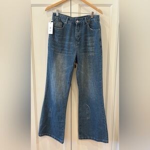 Hidden Brand Distressed Medium Wash Jeans—GREAT!! New With Tags